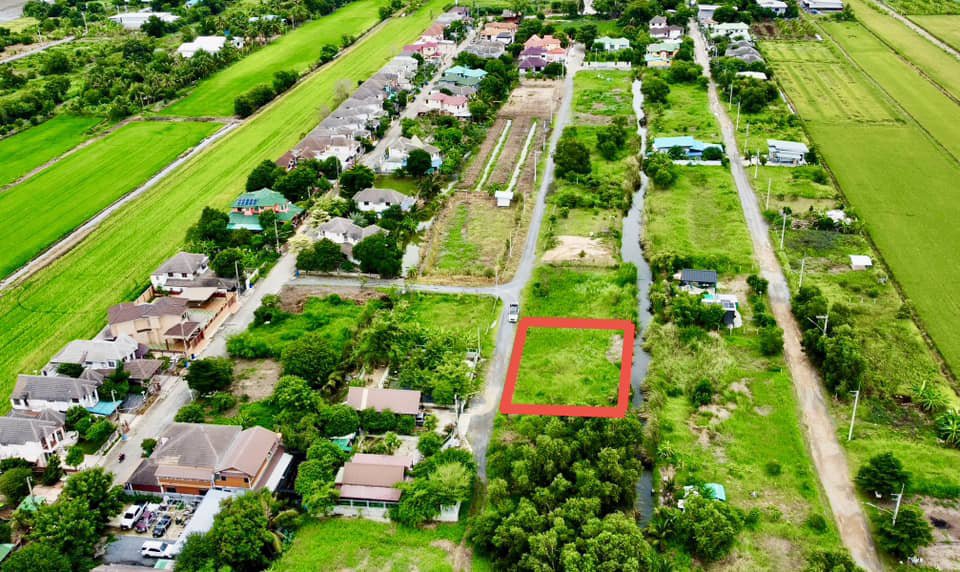 ขายถูก-ที่ดินคลอง5-ขายถูกกว่าราคาประเมิน-ด้านหน้าติดถนน-ด้านหลังติดลำคลอง