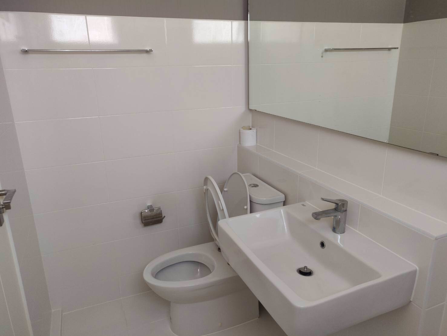 ขายบ้านทาวน์โฮม-อินดี้-indy-ศรีนครินทร์-ร่มเกล้า-ใกล้สนามบินสุวรรณภูมิ-และ-airport-link-ลาดกระบัง