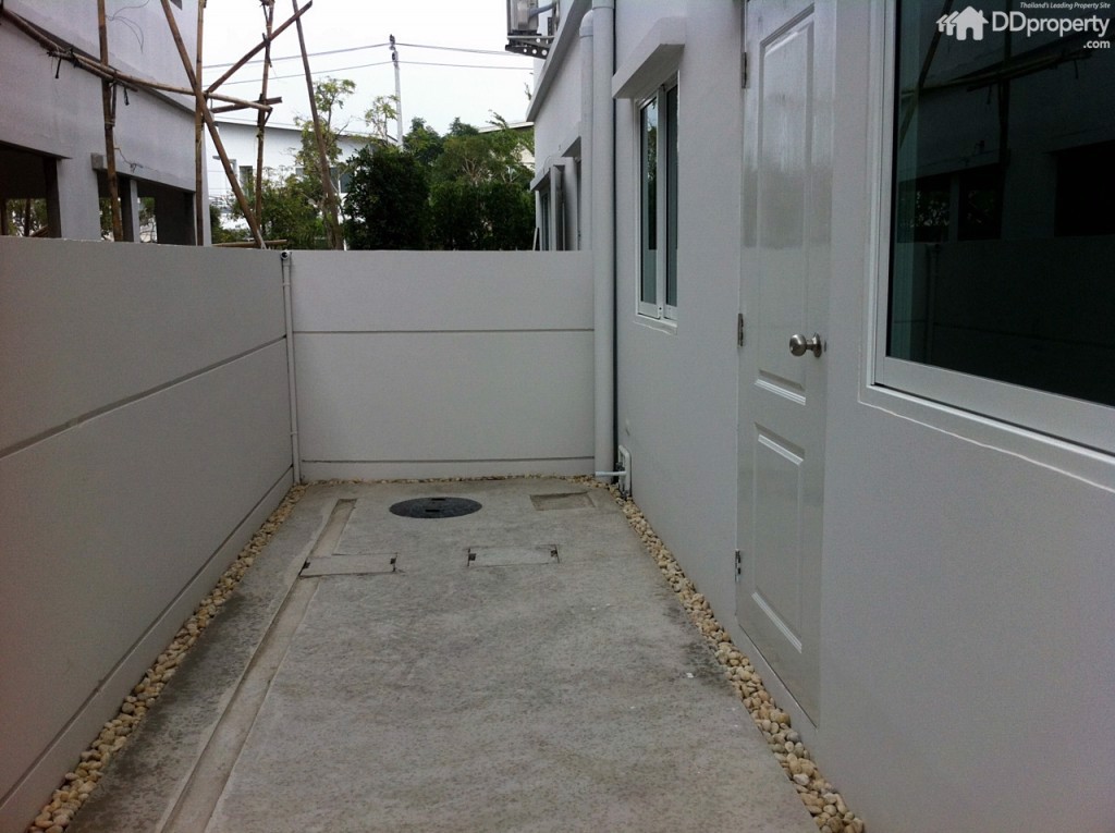 ขายบ้าน-ทาวเฮาส์-หลุดดาวน์-หลังมุม-โครงการ-the-rich-ville-ราชพฤกษ์-รัตนาธิเบศน์-26-ตรว