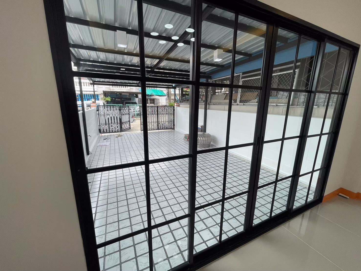 ขายทาวน์เฮ้าส์-2-ชั้น-หมู่บ้าน-โฮมเซ็นเตอร์-สายไหม-รีโนวเวททั้งหลัง