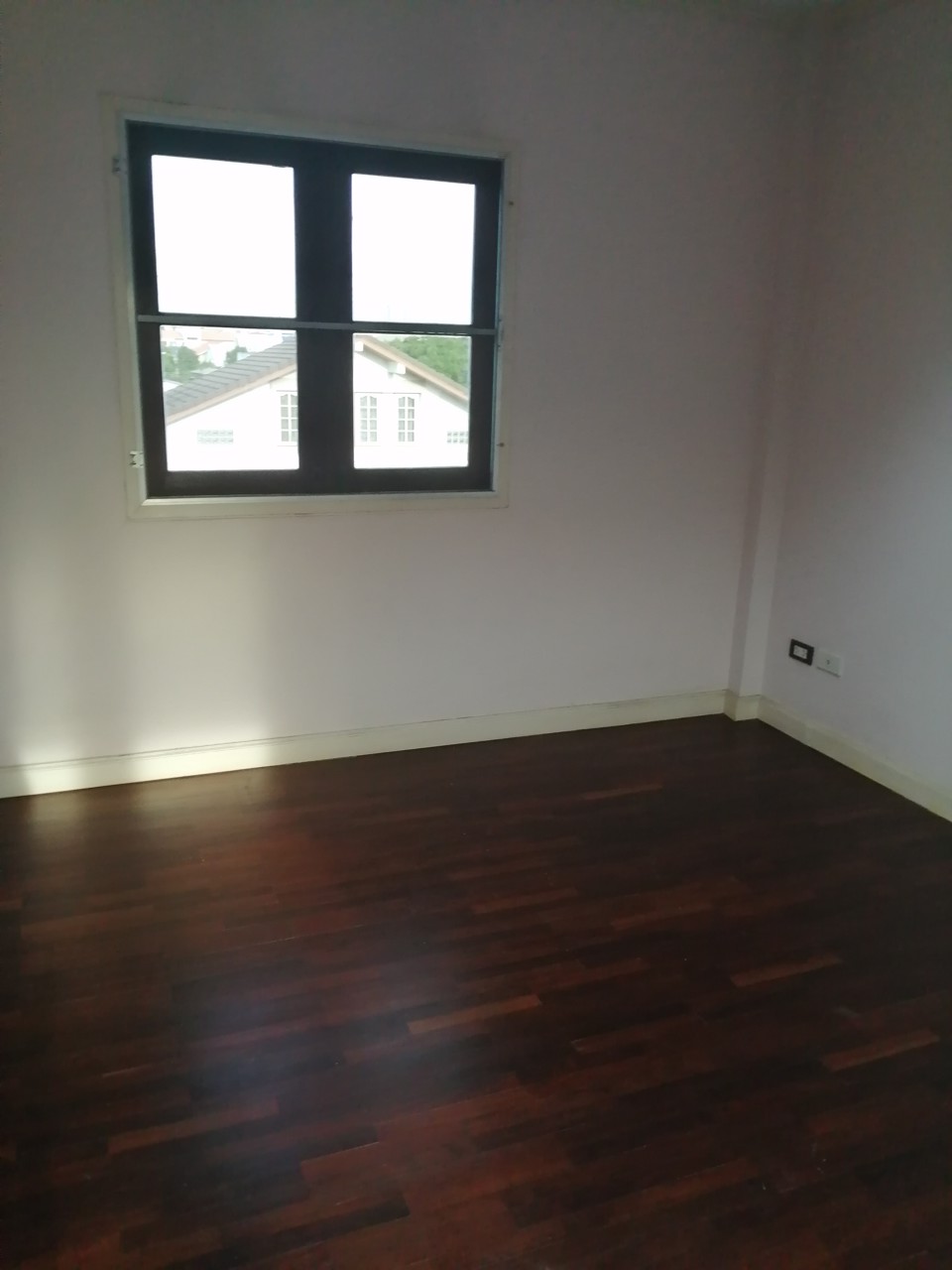 ขายบ้านเดี่ยวมือสอง-ใกล้สถานีรถไฟฟ้า-mrt-สิรินธร-ใกล้ทางด่วนศรีรัช