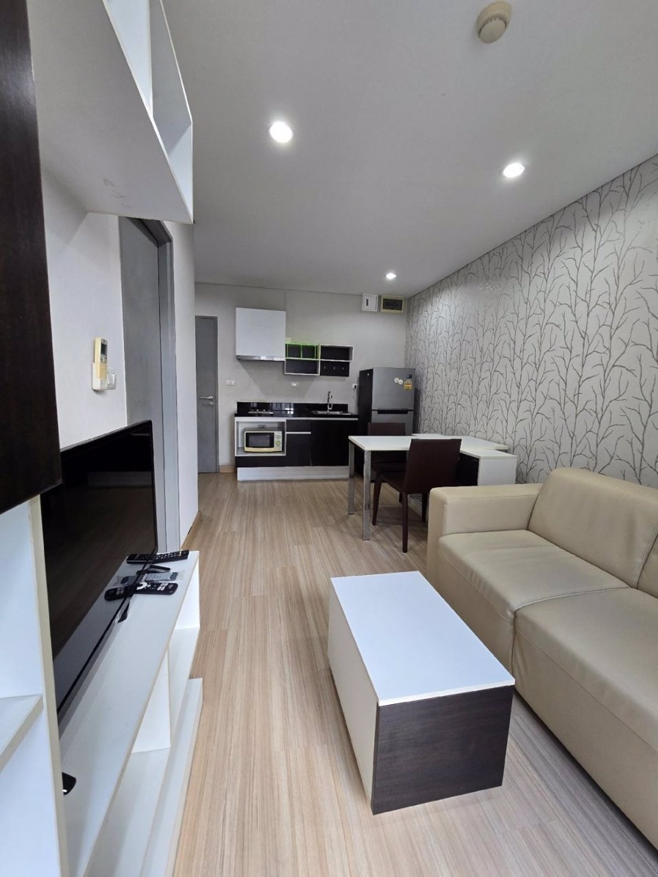 ขายคอนโดเซอราโน่พระราม-2-ใกล้เซ็นทรัลพระราม2-เดินทางเพียง-2-นาที-ถึง