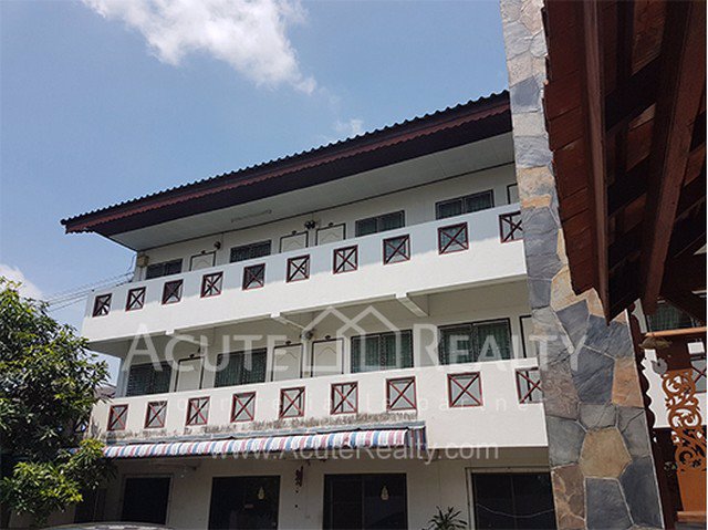 ขายกิจการหอพัก-ขนาด-147-ตารางวา-จำนวน-25-ห้อง-อาคาร-3-ชั้น-ใกล้คูเมืองเชียงใหม่