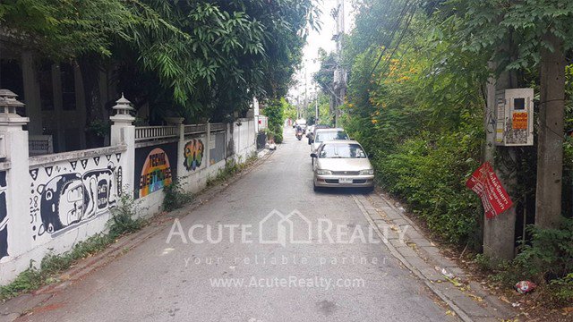 ขายกิจการหอพัก-ในคูเมืองเชียงใหม่-ขนาดพื้นที่-34-ตรว-3-ชั้น-9-ห้อง