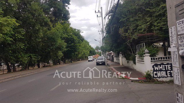 ขายกิจการหอพัก-ในคูเมืองเชียงใหม่-ขนาดพื้นที่-34-ตรว-3-ชั้น-9-ห้อง