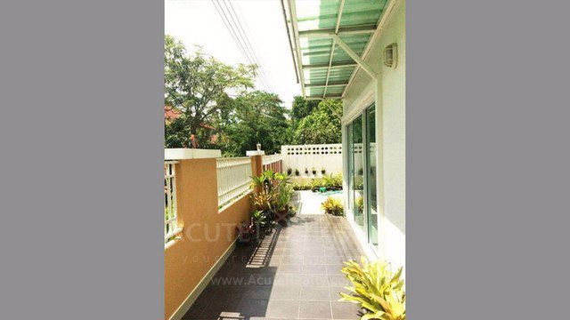 ขายอพาร์ทเม้นท์พร้อมบ้าน-2-ชั้น-ตำบลป่าแดด-อำเภอเมืองเชียงใหม่-ที่ดิน-985-ตรว