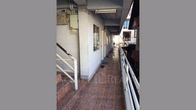 ขายอพาร์ทเม้นท์-ในนิมมานเหมินทร์-193-ตรว-2-ชั้น-จำนวน-32-ห้อง-เฟอร์นิเจอร์และเครื่องใช้ไฟฟ้าครบ