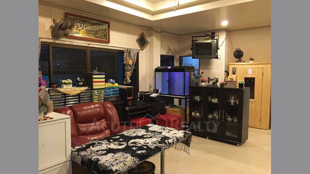 ขายอพาร์ทเม้นท์-พร้อมบ้านเดี่ยว-169-ตรว-อพาร์ทเม้นท์มี-56-ห้องพัก-พร้อมบ้านเดี่ยว-1-หลัง-6-ห้องนอน