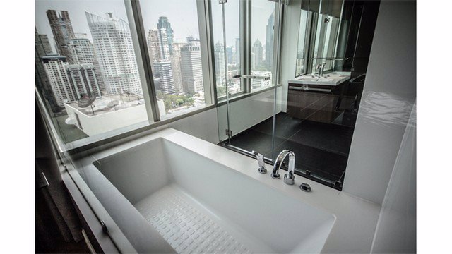 ขายหรือให้เช่าคอนโดมิเนียมสุดหรู-223-ตรม-3-ห้องนอน-4-ห้องน้ำ-บนทำเลที่ดีที่สุดในไทย