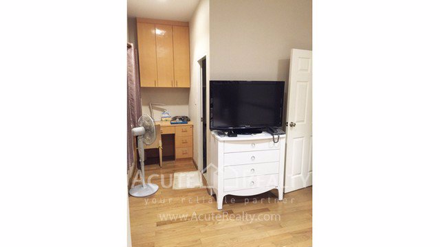 ขายบ้านสไตล์โมเดิร์น-อสันทราย-เชียงใหม่-3-ห้องนอน-3-ห้องน้ำ-เฟอร์นิเจอร์และเครื่องใช้ไฟฟ้าครบ