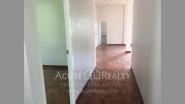 ขายบ้านใหม่-หางดง-เชียงใหม่-74-ตรว-3-ห้องนอน-2-ห้องน้ำ