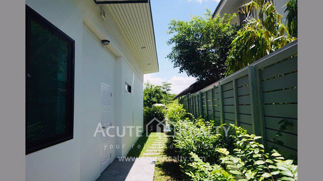 บ้านใหม่พร้อมโอนกรรมสิทธิ์-หลังกาดฝรั่ง-หางดง-จเชียงใหม่-ขนาดที่ดิน-85-ตรว-3-นอน-3-น้ำ