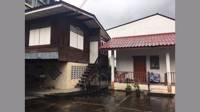 ขายบ้านบนถนนนิมมานเหมินท์-ขนาด-118-ตรว-3-นอน-2-น้ำ-ทำเลดีมาก-อยู่ใจกลางเมือง-และย่านธุรกิจ