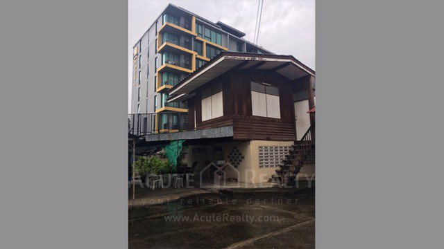 ขายบ้านบนถนนนิมมานเหมินท์-ขนาด-118-ตรว-3-นอน-2-น้ำ-ทำเลดีมาก-อยู่ใจกลางเมือง-และย่านธุรกิจ