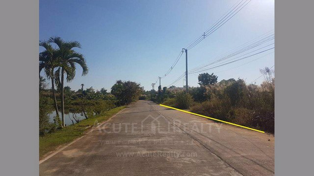 ขายที่ดินเปล่าทำเลดีที่สุดบนถนนสันทราย-ใกล้มหาวิทยาลัยแม่โจ้-ขนาดที่ดิน-3-2-75-ไร่-วิวภูเขาดอยสุเทพ