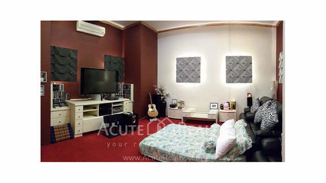 ขายบ้านพร้อมโกดัง-บ้านถวาย-หางดง-เชียงใหม่-ขนาดที่ดิน-3-1-80-ไร่-ใกล้กาดฝรั่ง