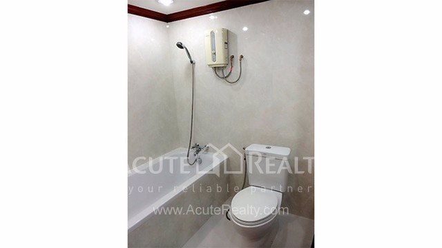 ขายหรือให้เช่าคอนโดมิเนียม-ขนาด-45-ตรม-แบบห้องสตูดิโอ-1-ห้องน้ำ-เฟอร์นิเจอร์และเครื่องใช้ไฟฟ้าครบ