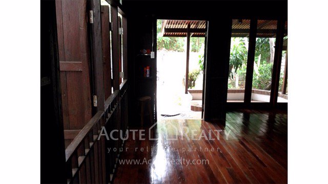 ขายบ้านสไตล์ล้านนาไทย-ในคูเมือง-จเชียงใหม่-61-ตรว-2-นอน-2-น้ำ-1-ใกล้ประตูท่าแพ