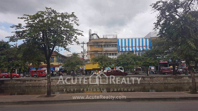 ขายบ้านพร้อมที่ดินใจกลางเมือง-ถช้างม่อย-จเชียงใหม่-ขนาด-130-ตรว-2-นอน-2-น้ำ-ใกล้ประตูท่าแพ