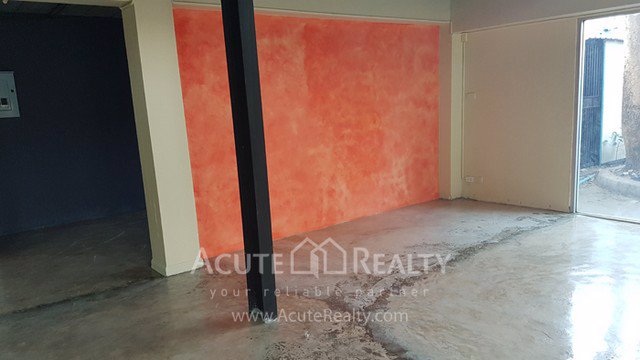 ขายอาคารพาณิชย์-ในกาดฝรั่ง-จเชียงใหม่-ขนาดที่ดิน-22-ตรว-2-ชั้น-2-คูหา-ทำเลดีมาก