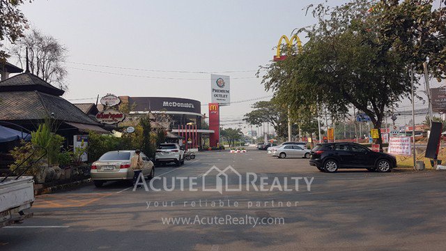 ขายอาคารพาณิชย์-ในกาดฝรั่ง-จเชียงใหม่-ขนาดที่ดิน-22-ตรว-2-ชั้น-2-คูหา-ทำเลดีมาก