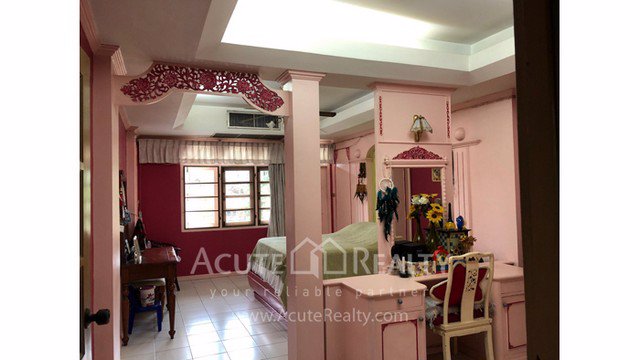 ขายอาคารพาณิชย์-ติดริมแม่น้ำปิง-จเชียงใหม่-865-ตรว-2-คูหา-6-นอน-7-น้ำ-ทำเลดี-อยู่ในย่านธุรกิจ