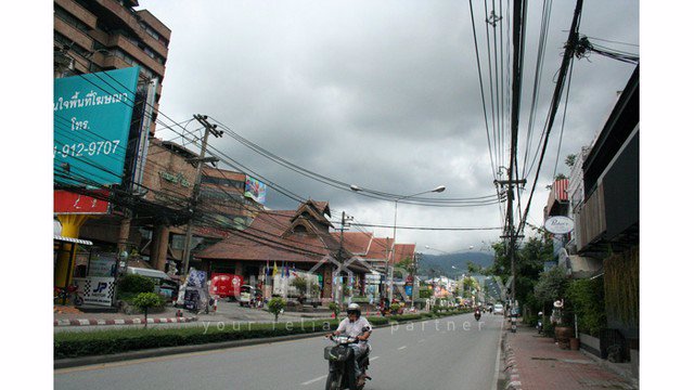 ขายอาคารพาณิชย์-ตรงข้ามเซ็นทรัลกาดสวนแก้วเชียงใหม่-ขนาด-20-ตรว-2-ชั้น-1-นอน-2-น้ำ-ทำเลในเมือง