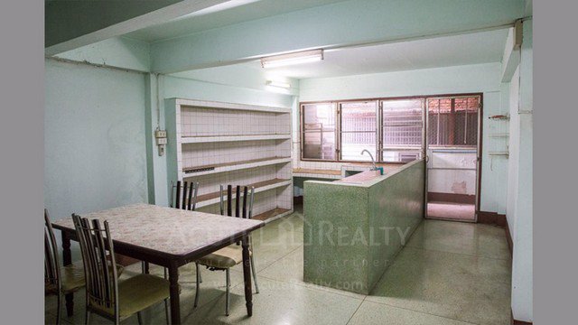 ขายอาคารพาณิชย์-ตช้างม่อย-จเชียงใหม่-ขนาด-24-ตรว-6-ชั้น-ทำเลดีมาก-ใกล้ตลาดวโรรส-กาดหลวง-