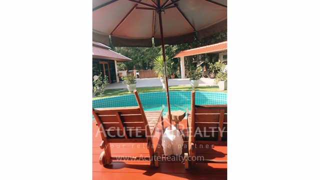 ขายธรุกิจรีสอร์ท-อหางดง-จเชียงใหม่-ขนาด-358-ตรว-บ้านพัก-4-หลัง-ห้องพัก-10-ห้อง-พร้อมสระว่ายน้ำ