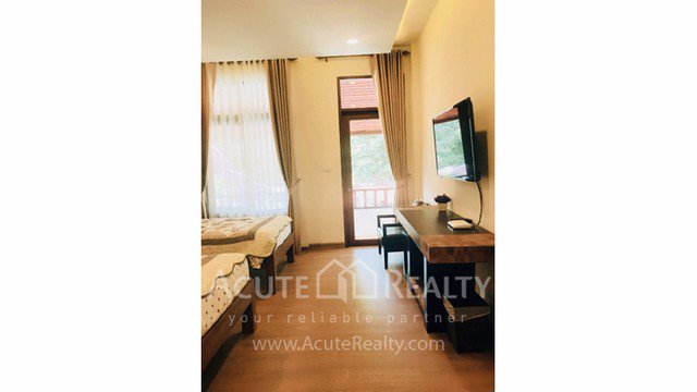 ขายธรุกิจรีสอร์ท-อหางดง-จเชียงใหม่-ขนาด-358-ตรว-บ้านพัก-4-หลัง-ห้องพัก-10-ห้อง-พร้อมสระว่ายน้ำ