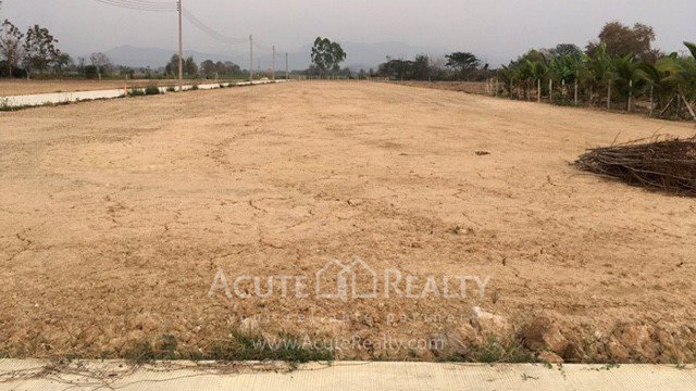 ขายที่ดินเปล่าสันกำแพง-เชียงใหม่-เนื้อที่-1-0-32-ไร่-แปลงมุม-ติดถนนสองด้าน-ใกล้สนามบิน-ใหม่-ในอนาคต