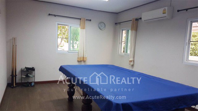 ขายบ้านหลังใหญ่กลางเมืองพร้อมที่ดินทำเลทอง-ขนาด-14570-ตรว-2-ชั้น-4-นอน-6-น้ำ-ใกล้สนามบิน