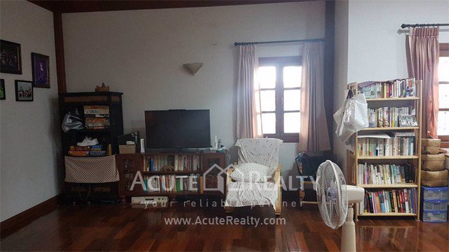 ขายบ้านหลังใหญ่กลางเมืองพร้อมที่ดินทำเลทอง-ขนาด-14570-ตรว-2-ชั้น-4-นอน-6-น้ำ-ใกล้สนามบิน