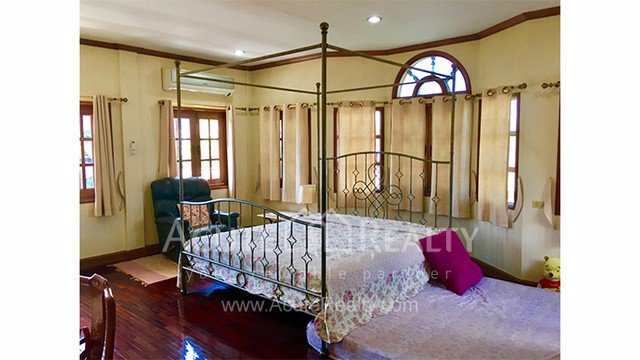 บ้านหรูใจกลางเมืองพร้อมที่ดินทำเลทอง-ขนาด-208-ตรว-8-นอน-7-น้ำ-ใกล้สนามกอล์ฟลานนา-จเชียงใหม่