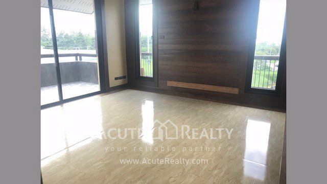 ขายอาคารสำนักงาน-อสันทราย-จเชียงใหม่-ขนาด-45-ตรว-4-ชั้น-5-นอน-5-น้ำ-เป็นตึกใหม่-ใกล้มีโชคพลาซ่า