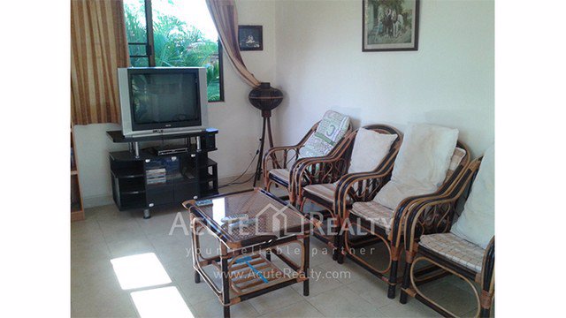 ขายเกสท์เฮ้าส์-3-หลัง-พร้อมที่ดิน-หมู่บ้านแม่จ้อง-อดอยสะเก็ด-จเชียงใหม่-ขนาด-1-2-34-ไร่-ทำเลดี