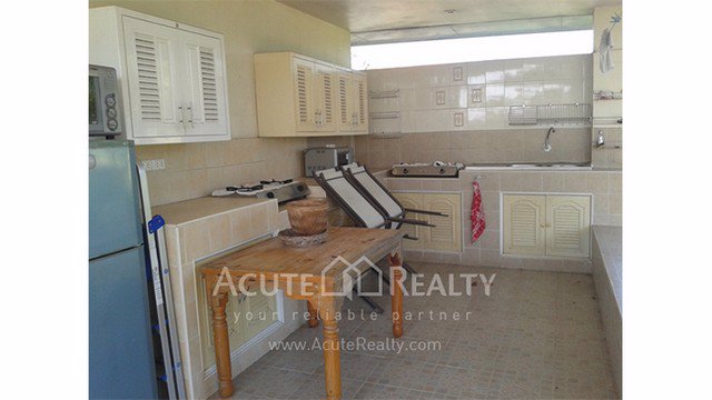 ขายเกสท์เฮ้าส์-3-หลัง-พร้อมที่ดิน-หมู่บ้านแม่จ้อง-อดอยสะเก็ด-จเชียงใหม่-ขนาด-1-2-34-ไร่-ทำเลดี