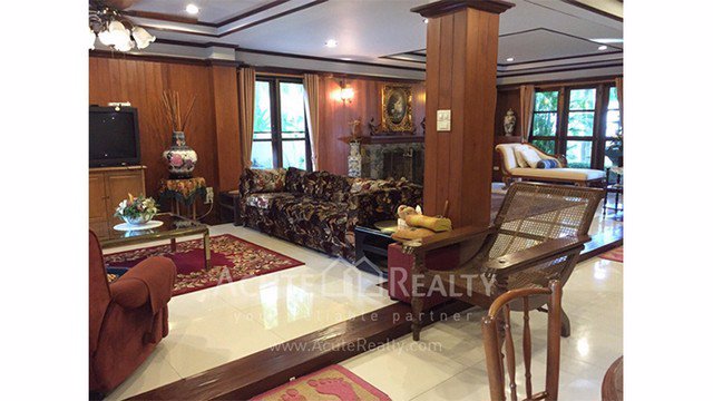 ขายบ้านสวยสุดหรู-อหางดง-จเชียงใหม่-พร้อมเฟอร์นิเจอร์ครบ-ใกล้สวนราชพฤกษ์-และแหล่งท่องเที่ยวธรรมชาติ