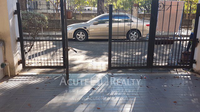 ขายทาวน์โฮม-หมู่บ้านปาล์มสปริง-จเชียงใหม่-ขนาด-2610-ตรว-3-ชั้น-4-นอน-3-น้ำ-ใกล้สนามบิน