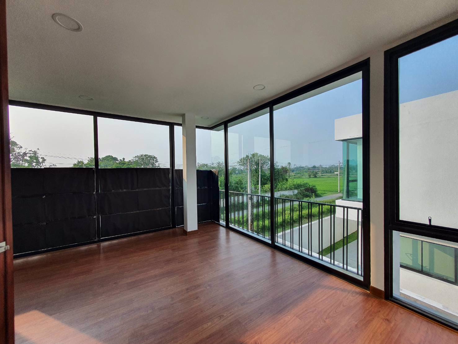 ขายบ้านสวย-สไตล์โมเดิร์น-วิวเทือกเขา