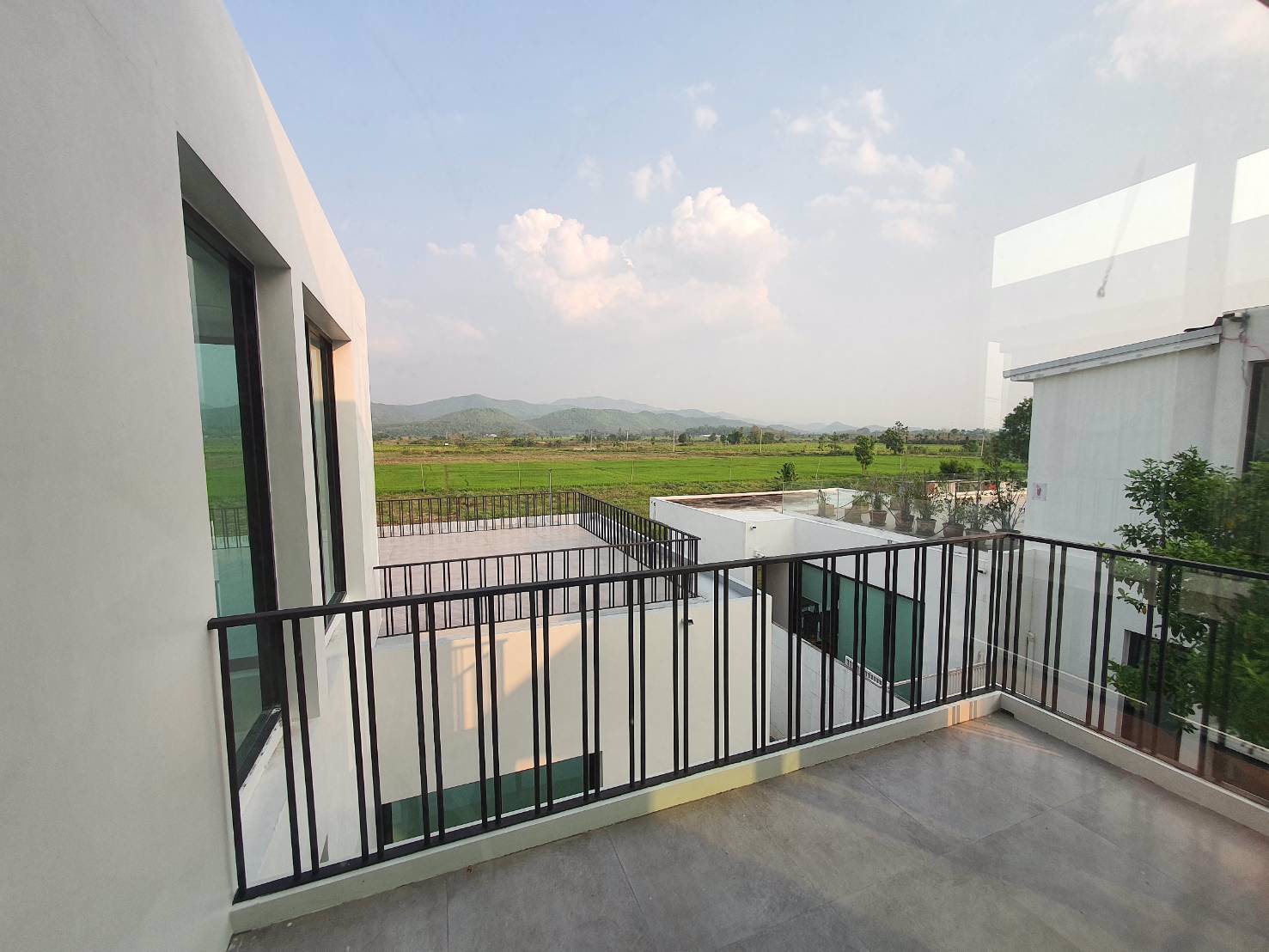 ขายบ้านสวย-สไตล์โมเดิร์น-วิวเทือกเขา