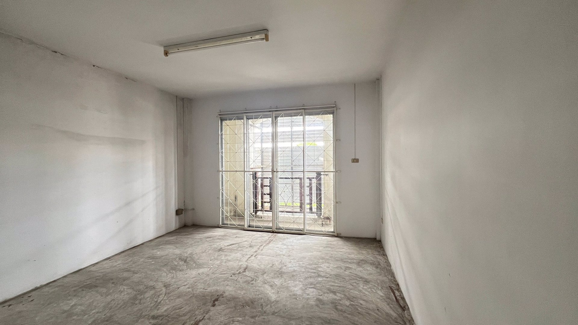 ขายตึก-3-ชั้นหัวหิน-ติดถนนเพชรเกษม-เจ้าของขายเอง-