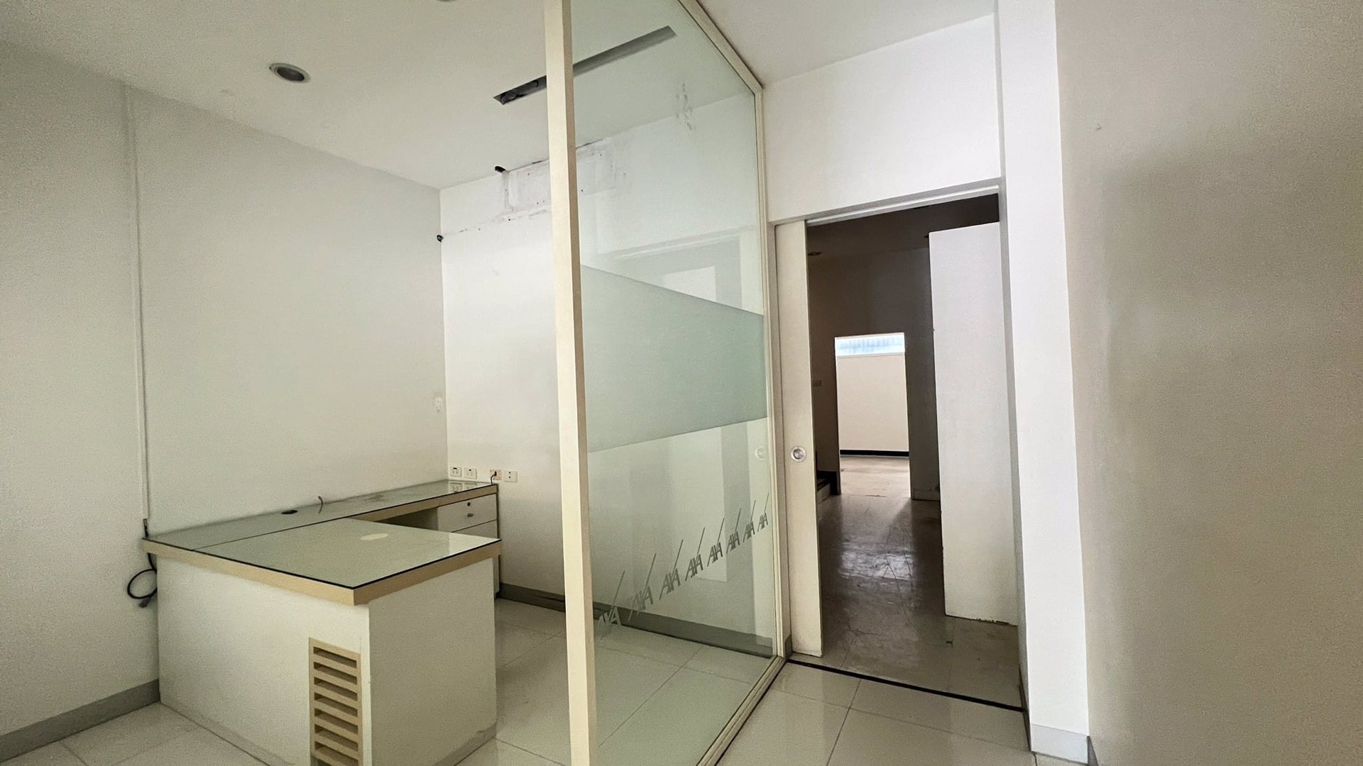 ขายตึก-3-ชั้นหัวหิน-ติดถนนเพชรเกษม-เจ้าของขายเอง-