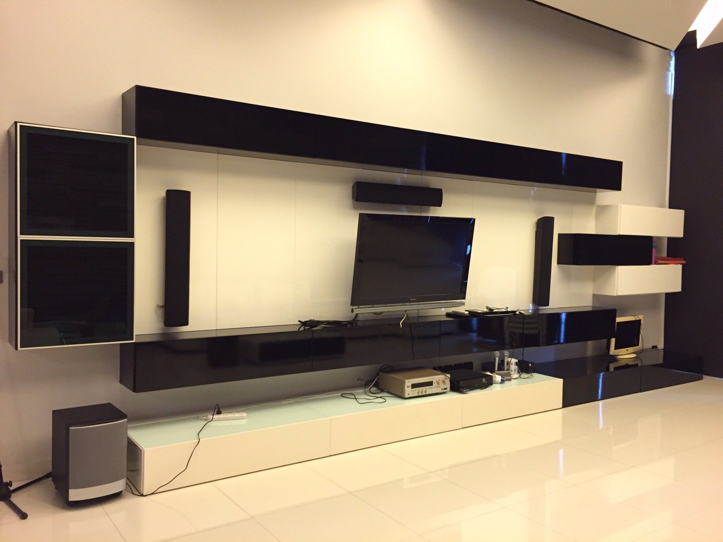 ขาย-บ้านพักตากอากาศ-ริมทะเล-คาซาลูน่า-casalunar-ใกล้หาดบางแสน-หน้าบ้านติดทะเล-มีสระว่ายน้ำส่วนตัว