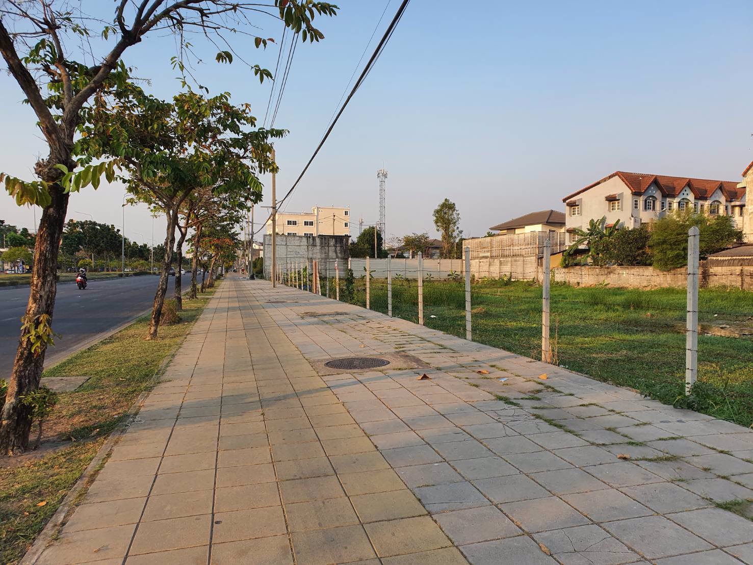 เช่า-ที่ดินเปล่า-2-ไร่-2-งาน-80-ตารางวา-ระยะยาว-25-ปี-หน้ากว้าง-120-เมตร-ติดถนน-พุทธมณฑลสาย-3