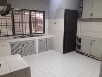 เช่าบ้านเดี่ยวนนทบุรี-ใกล้-mrt-กระทรวงสาธารณสุข-300-เมตร-โฮมออฟฟิส-203-ตรว-350-ตรม-จอดรถหลายคัน