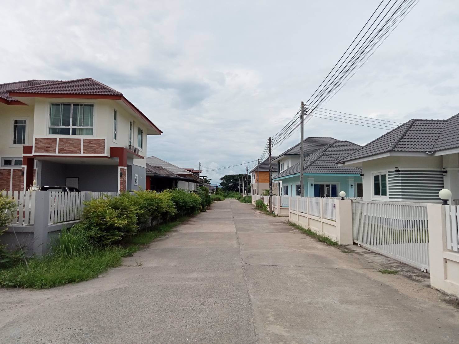 ขาย-บ้านพร้อมที่ดิน-60-ตารางวา-ใกล้ตัวเมืองเชียงใหม่-ขายต่ำกว่าราคาประเมิน