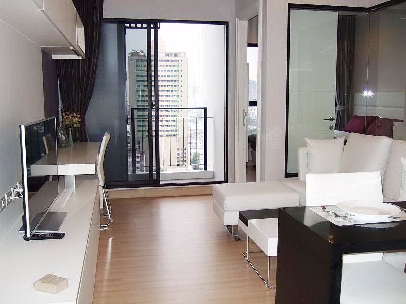 คอนโด-ให้เช่าคอนโด-urbano-absolute-sathon-taksin-เออร์บาโน่-แอบโซลูท-สาทร-ตากสิน-40-ตรม-วิวแม่น้ำ