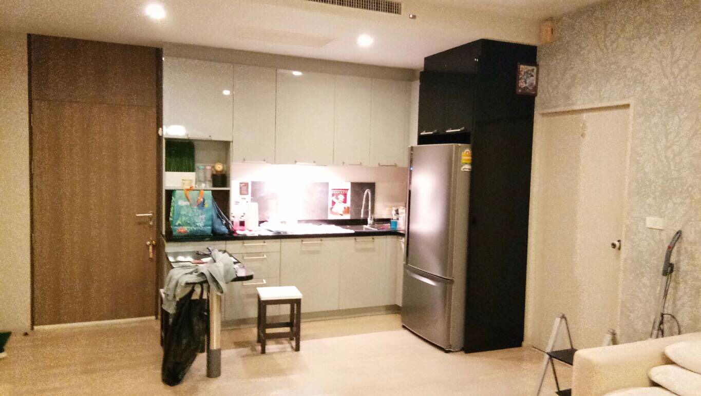 sell-noble-solo-condo-thonglor-1-room-81-square-meters