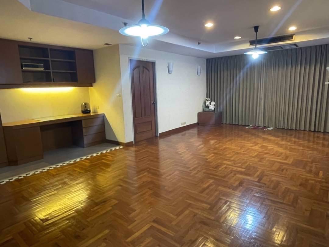 คอนโดทำเลทอง-ใกล้แยกอโศก-ใจกลางกรุงเทพ